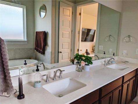 11308 Saddlebred Trail Manor TX 78653