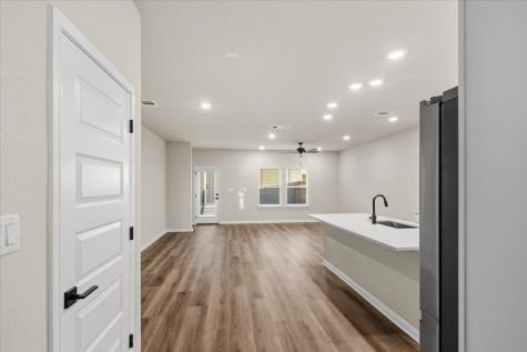 5900 Whisper Creek Drive Georgetown TX 78628