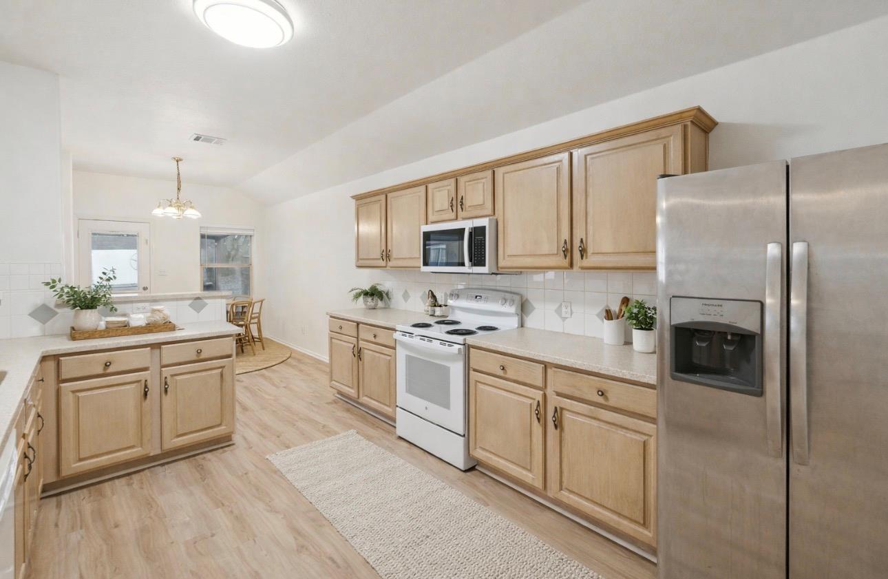1611 Sunnycrest Circle New Braunfels TX 78130