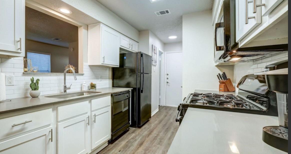1338 Christopher Avenue Round Rock TX 78681