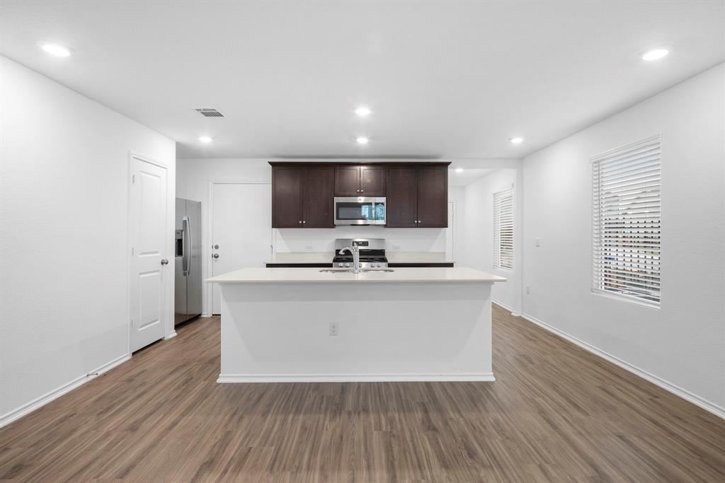 7136 Spotted Leaf Way Del Valle TX 78617