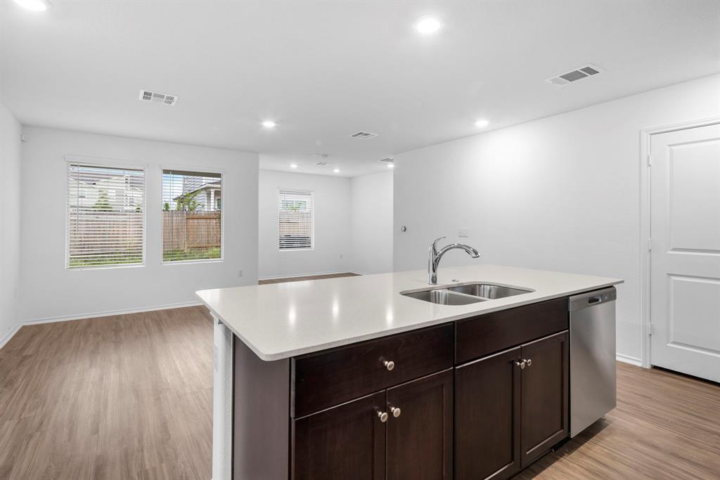 7136 Spotted Leaf Way Del Valle TX 78617
