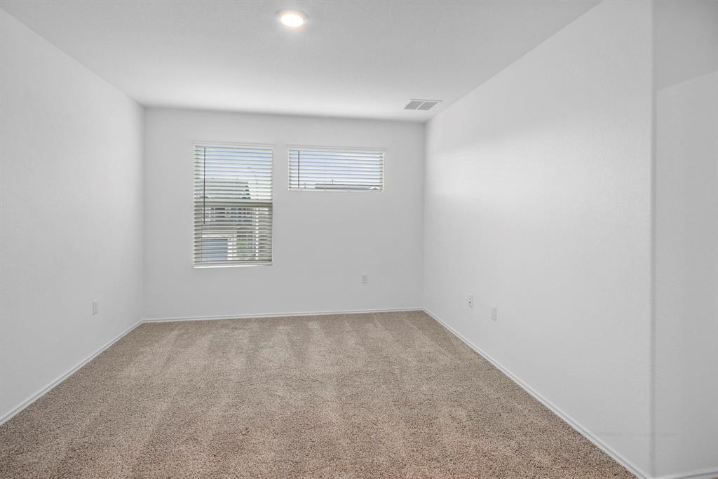 7136 Spotted Leaf Way Del Valle TX 78617