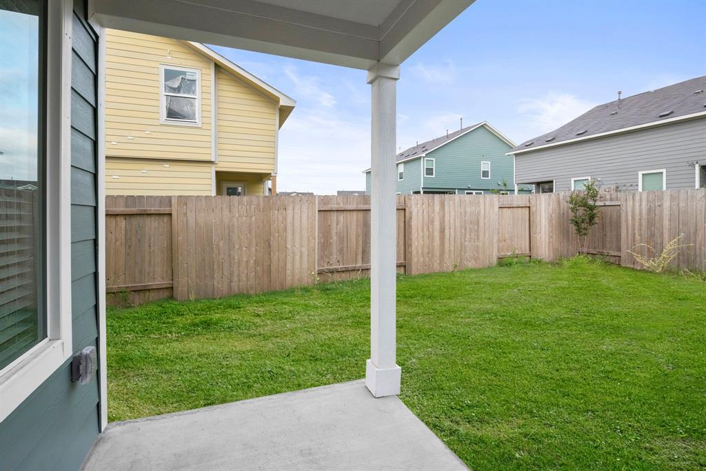 7136 Spotted Leaf Way Del Valle TX 78617