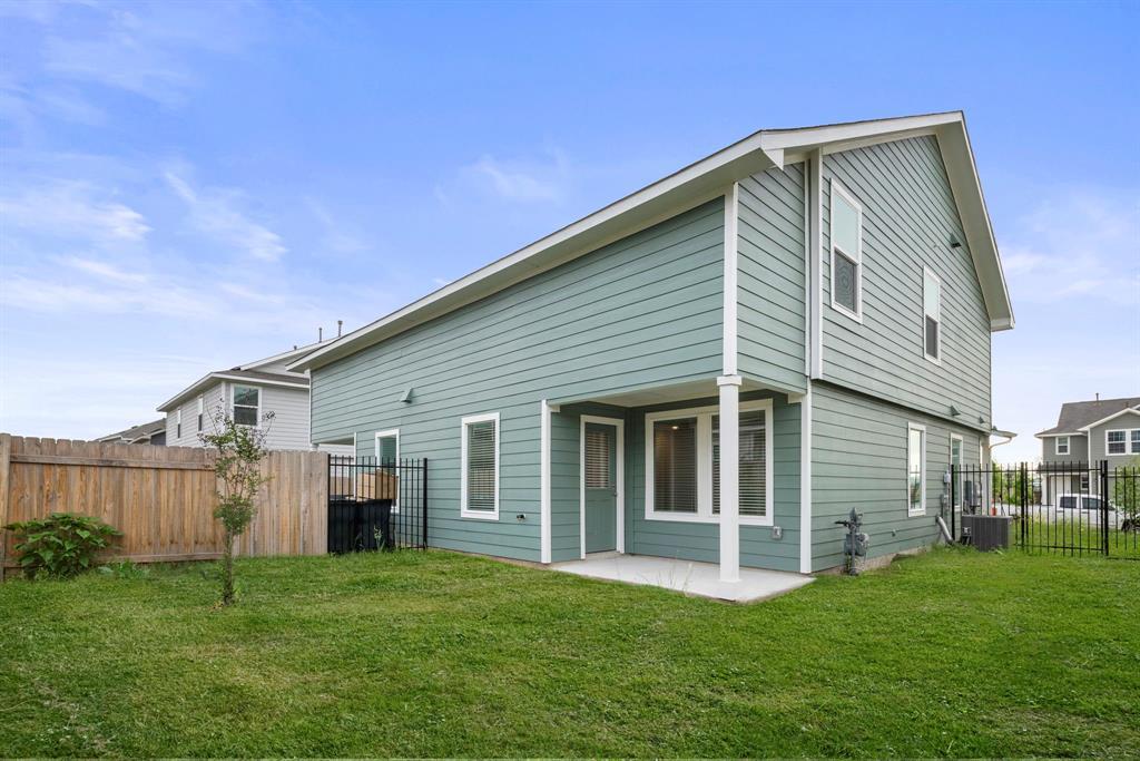 7136 Spotted Leaf Way Del Valle TX 78617