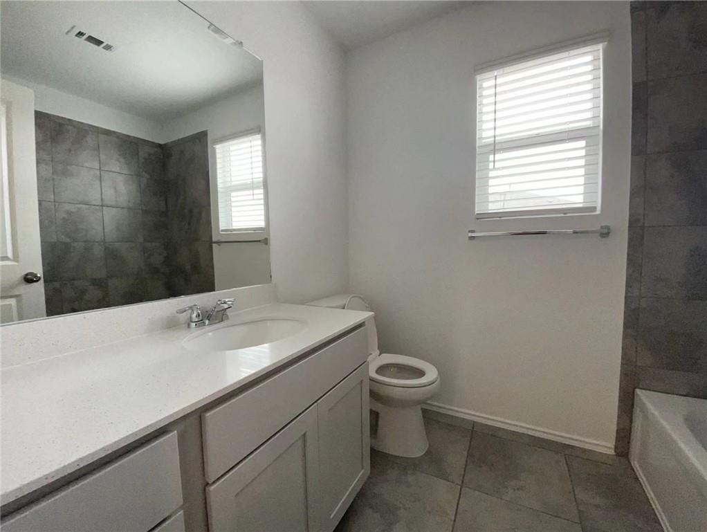 109 Canley Loop Hutto TX 78634