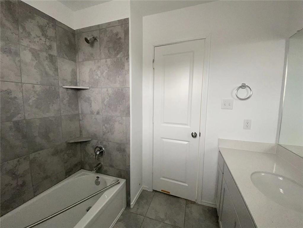 109 Canley Loop Hutto TX 78634
