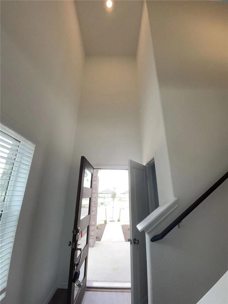 109 Canley Loop Hutto TX 78634