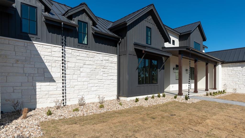 15700 Grumbles Lane NW Bee Cave TX 78738