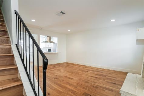 810 Banister Lane Austin TX 78704