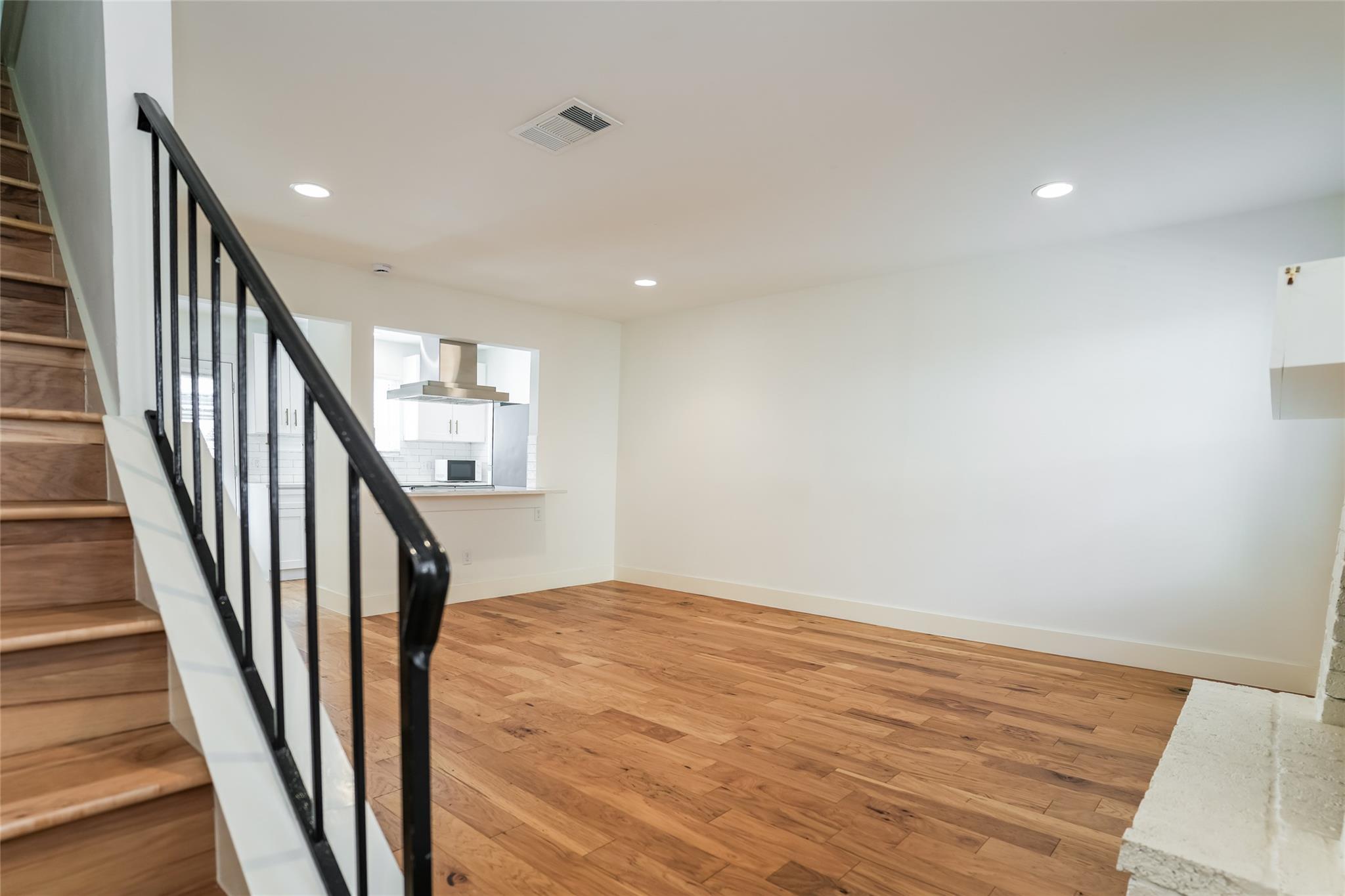 810 Banister Lane Austin TX 78704