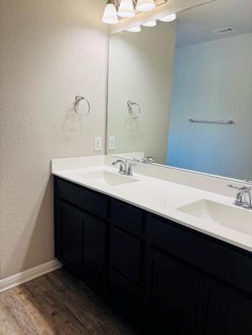 1317 Bear Peak Lane Pflugerville TX 78660