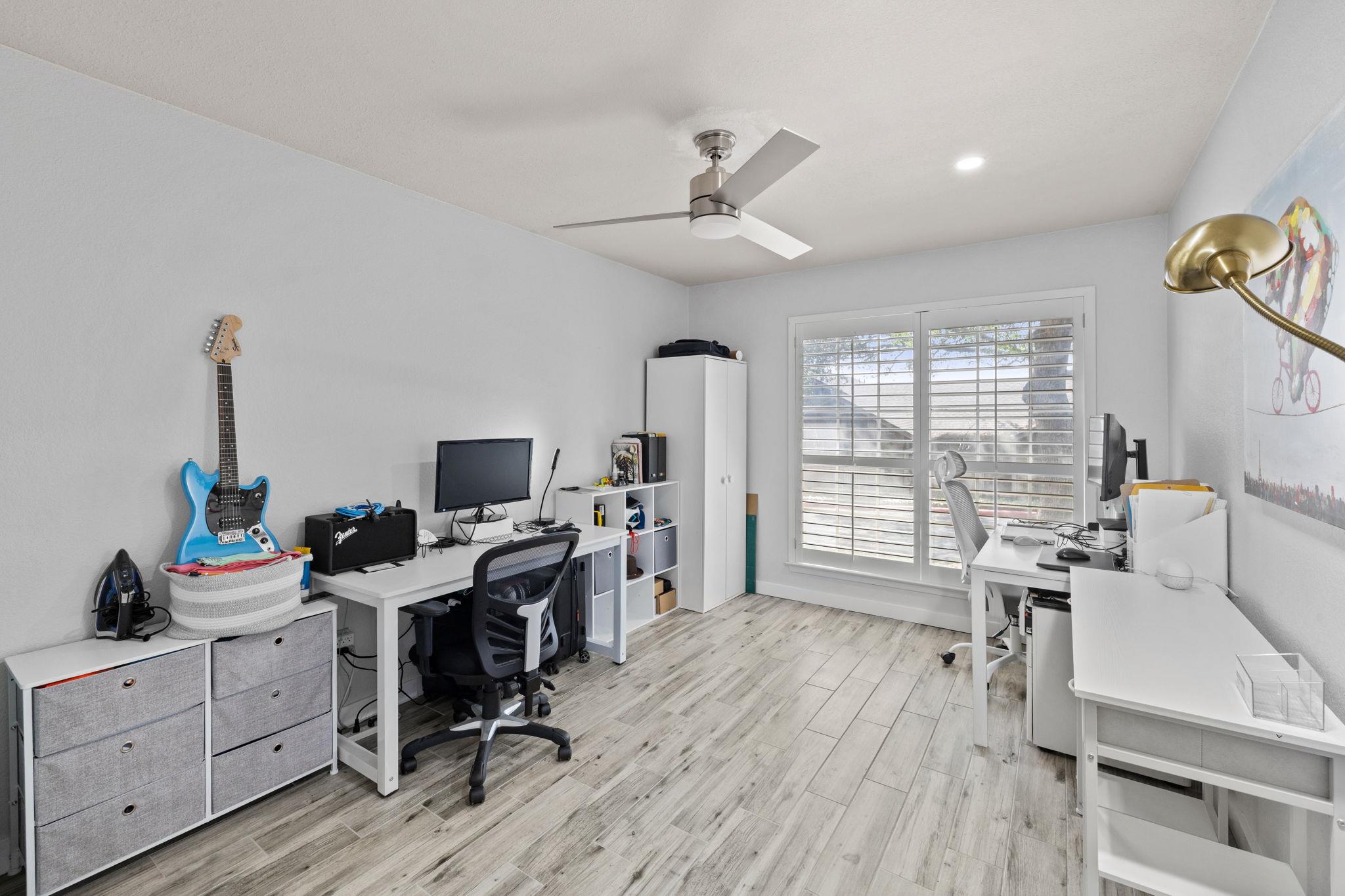 1015 E Yager Lane Austin TX 78753