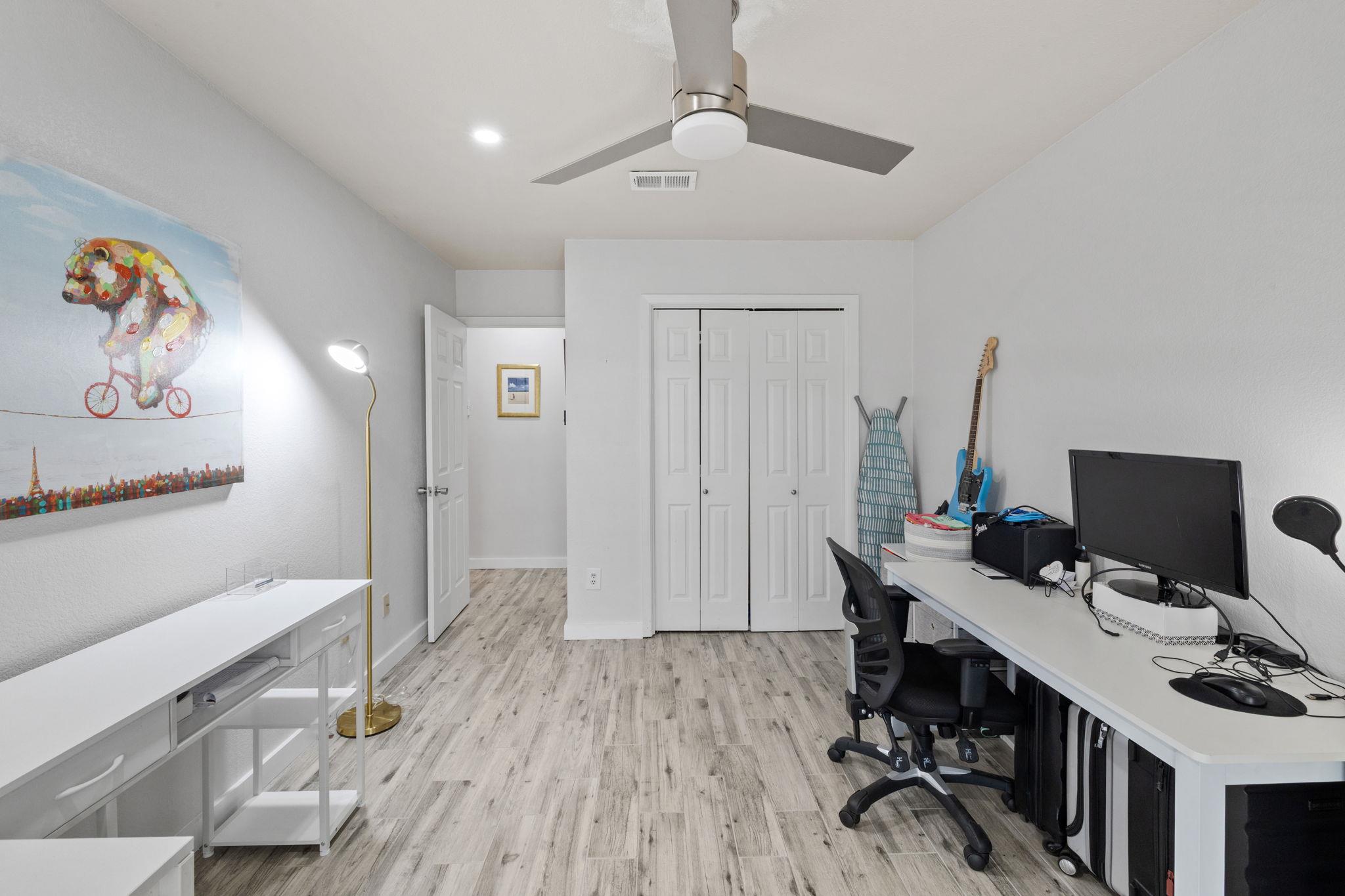 1015 E Yager Lane Austin TX 78753