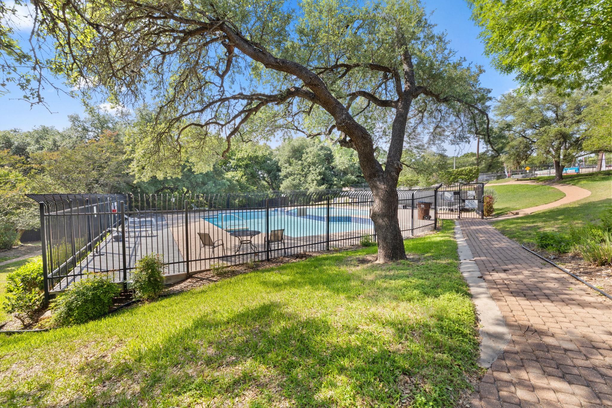 1015 E Yager Lane Austin TX 78753