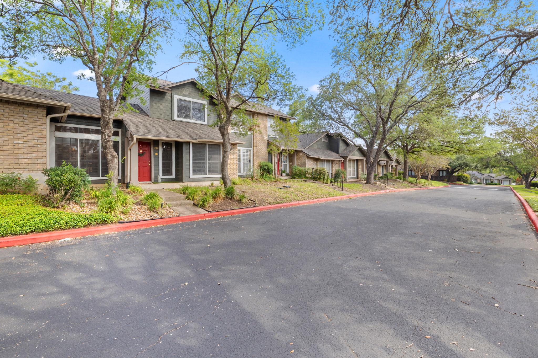 1015 E Yager Lane Austin TX 78753