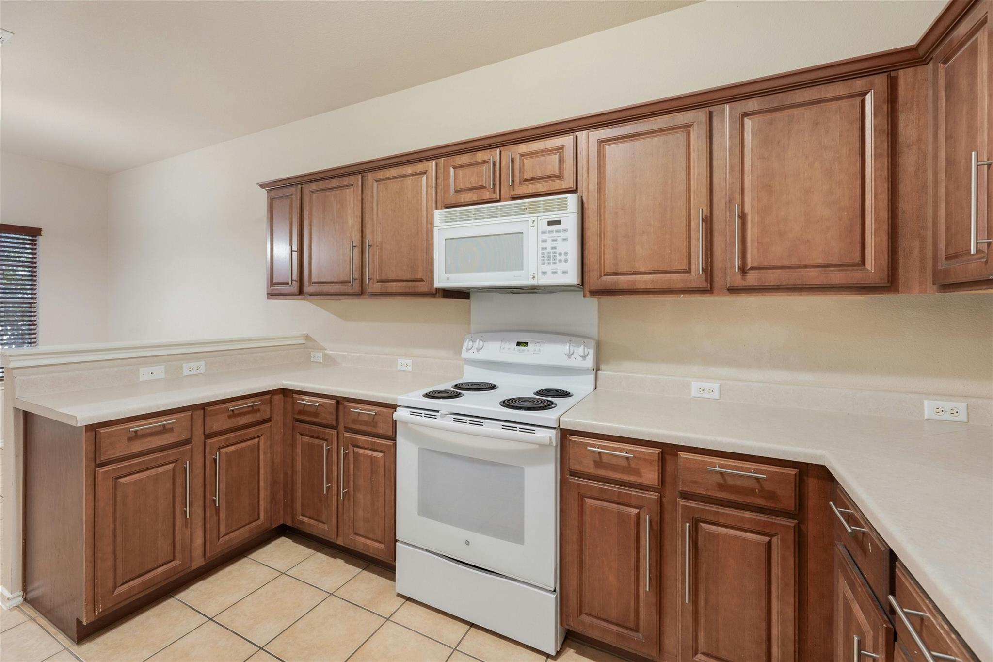107 Saul Street Hutto TX 78634