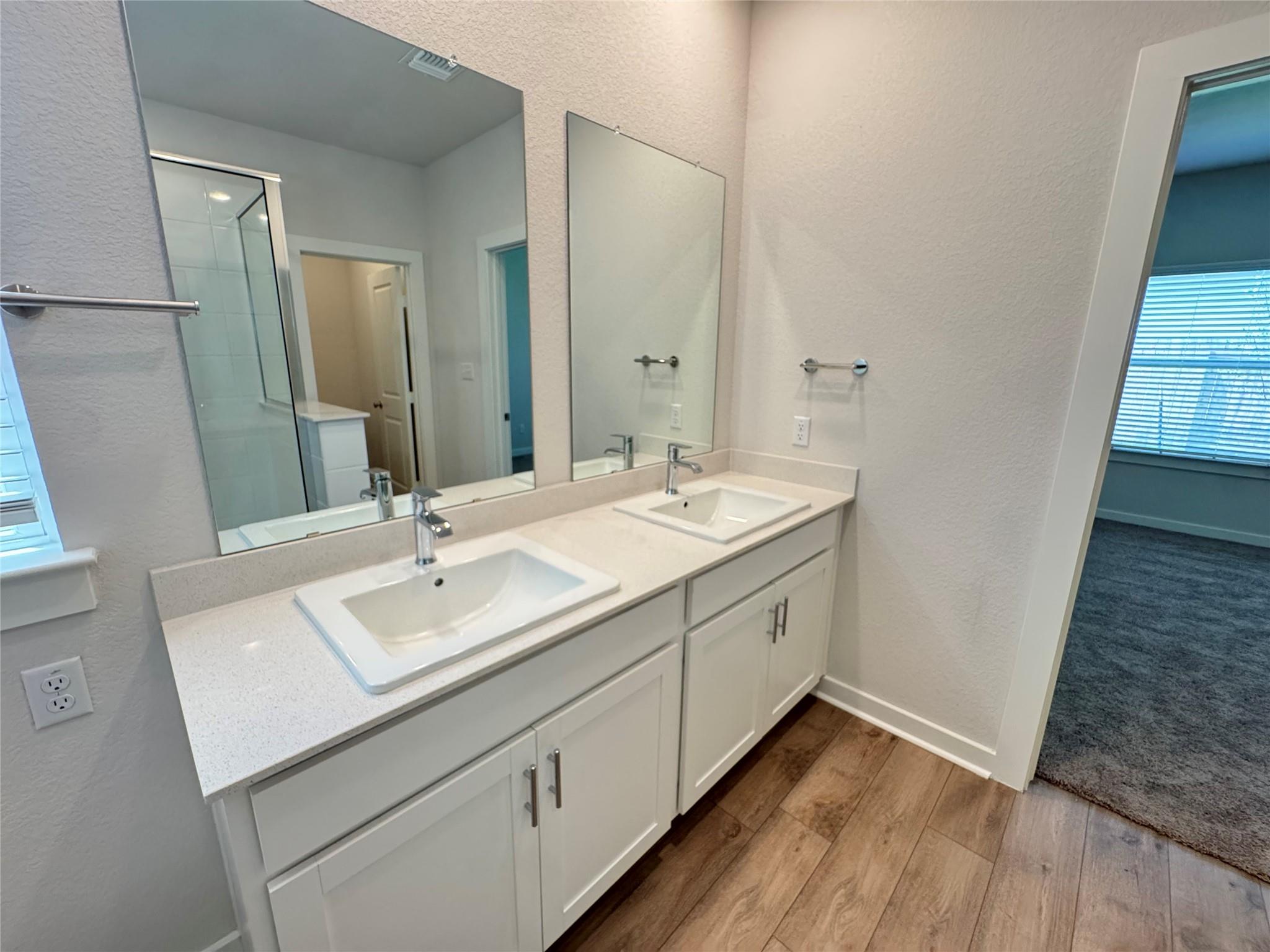 78 Hereford Loop Hutto TX 78634