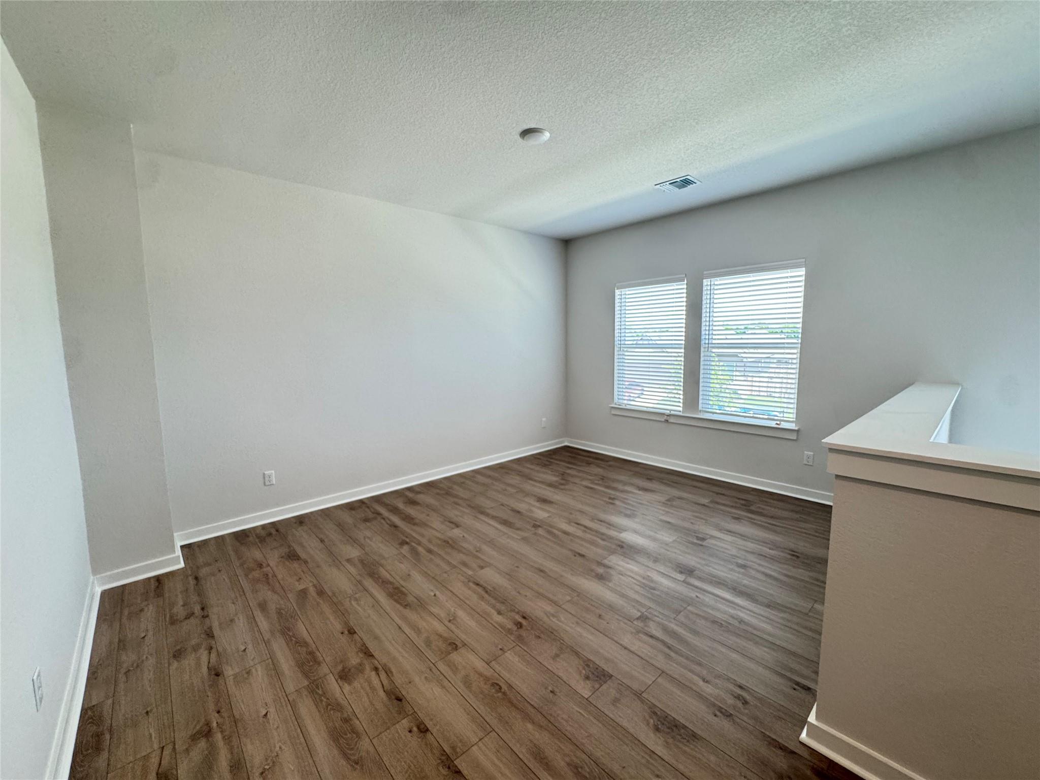 78 Hereford Loop Hutto TX 78634
