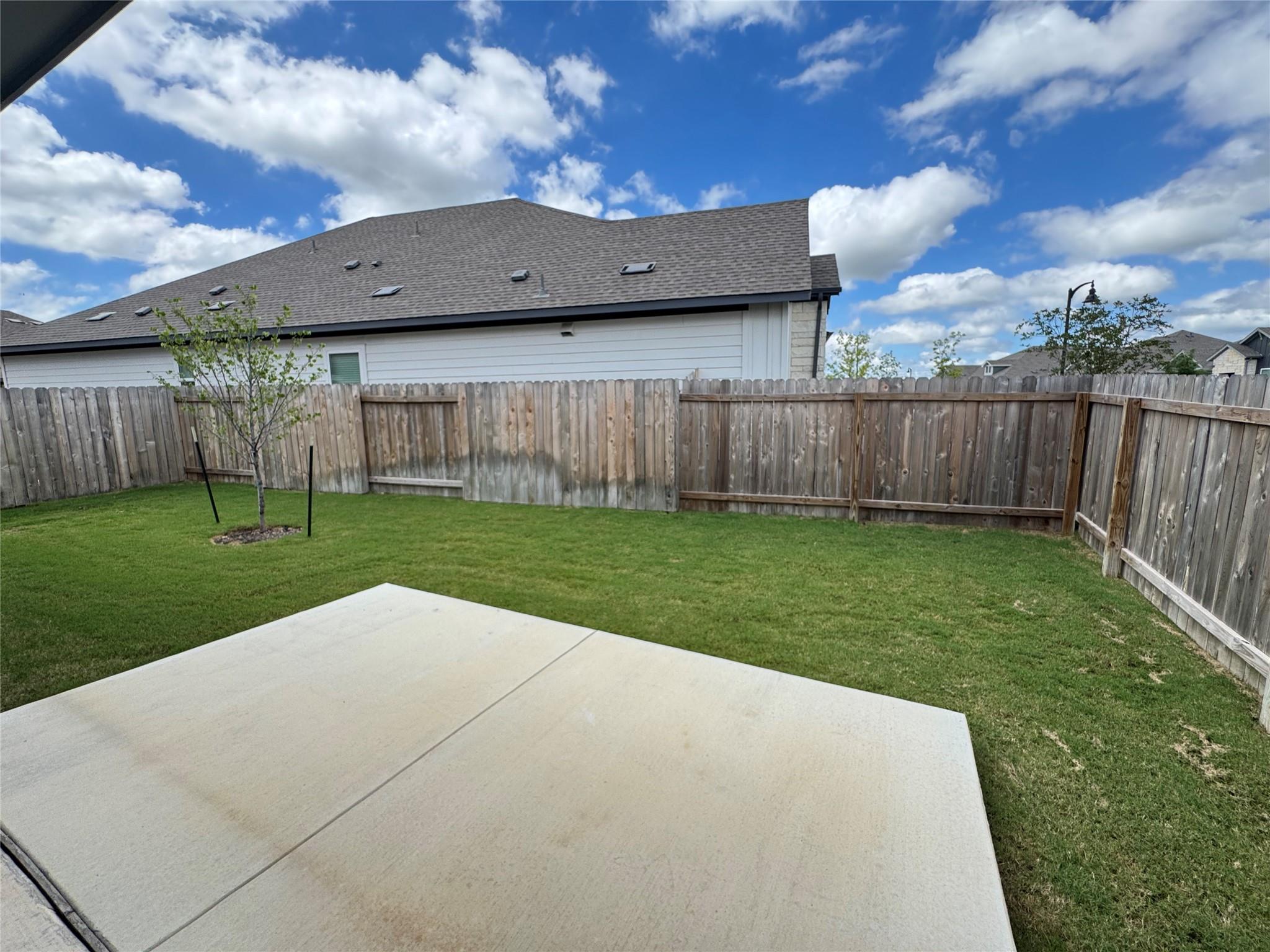 78 Hereford Loop Hutto TX 78634