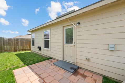 1326 Amy Drive Kyle TX 78640