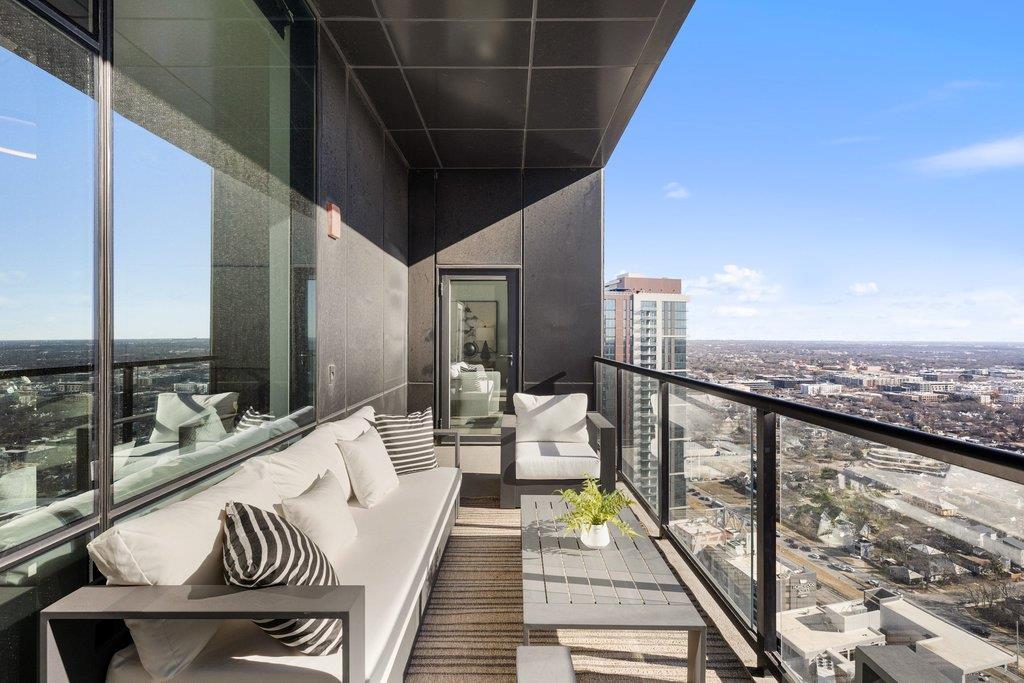 70 Rainey Street Austin TX 78701