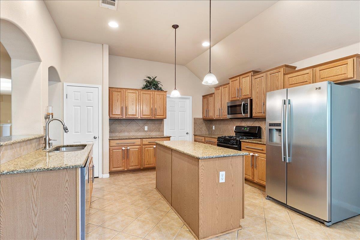 1503 E Park Street Cedar Park TX 78613