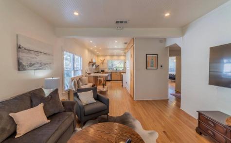 1503 Newton Street Austin TX 78704