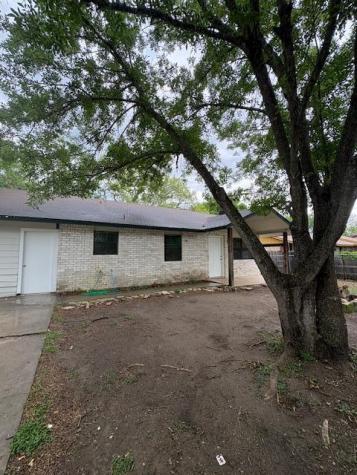 606 Guadalimar Street Lockhart TX 78644