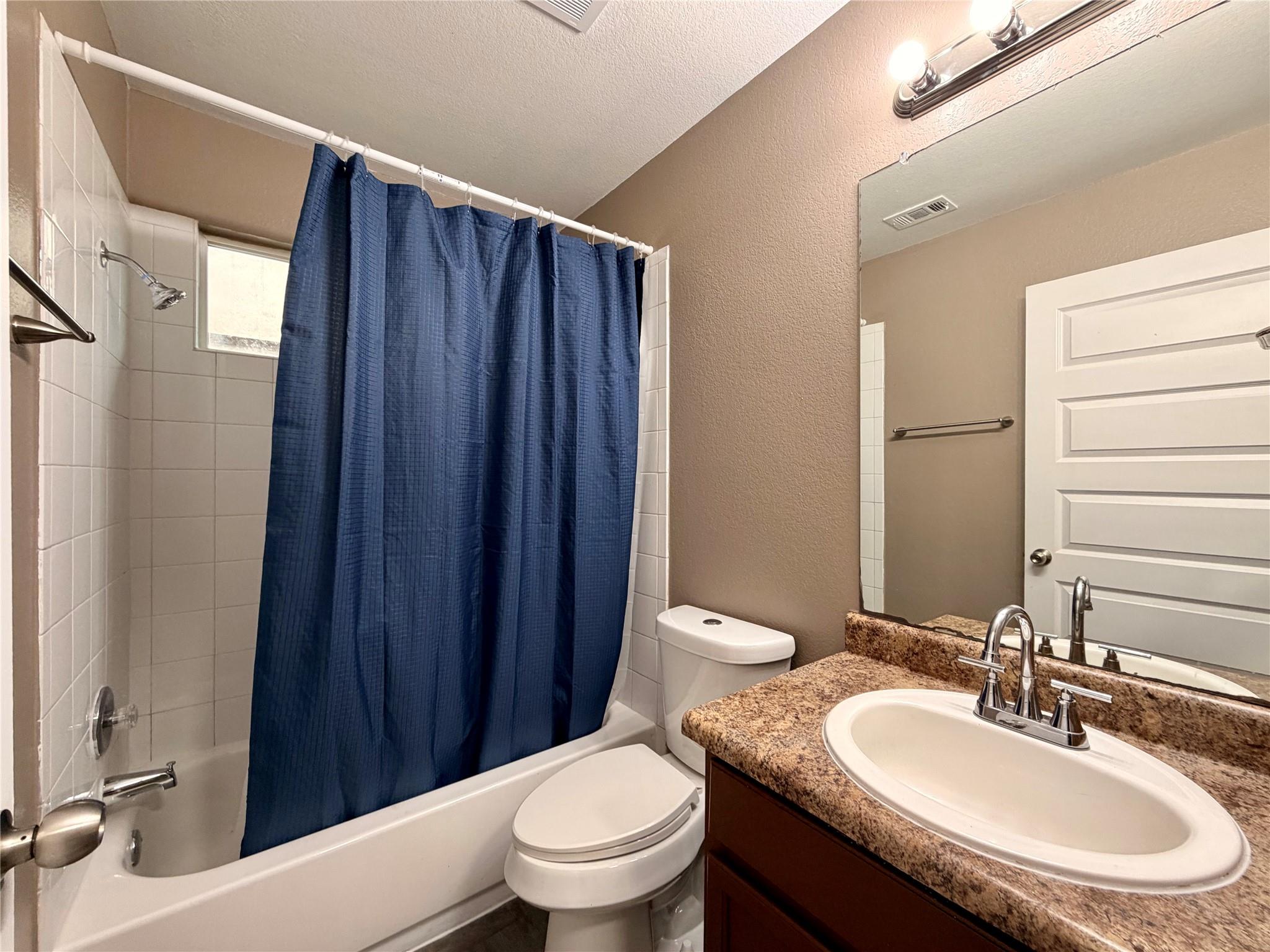 12504 Paloma Blanca Way Del Valle TX 78617