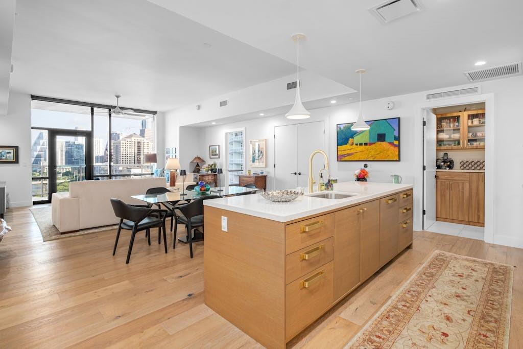 70 Rainey Street Austin TX 78701