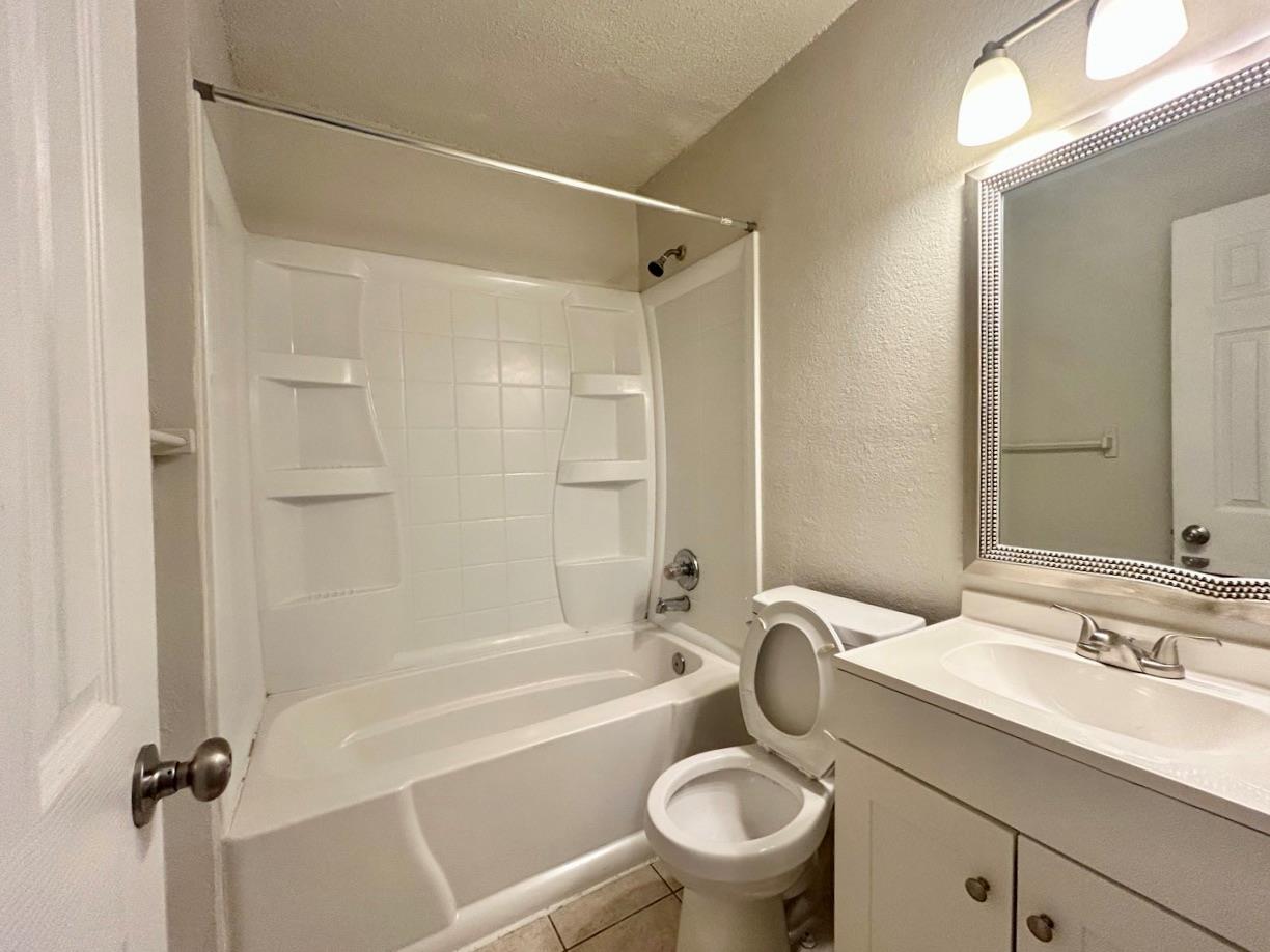 2300 Cedrick Cove Austin TX 78748