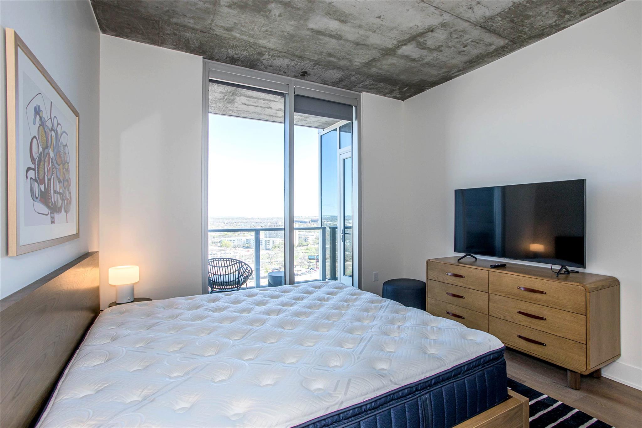 48 East Avenue Austin TX 78701