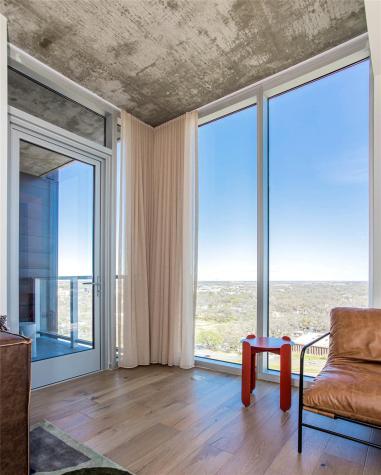 48 East Avenue Austin TX 78701