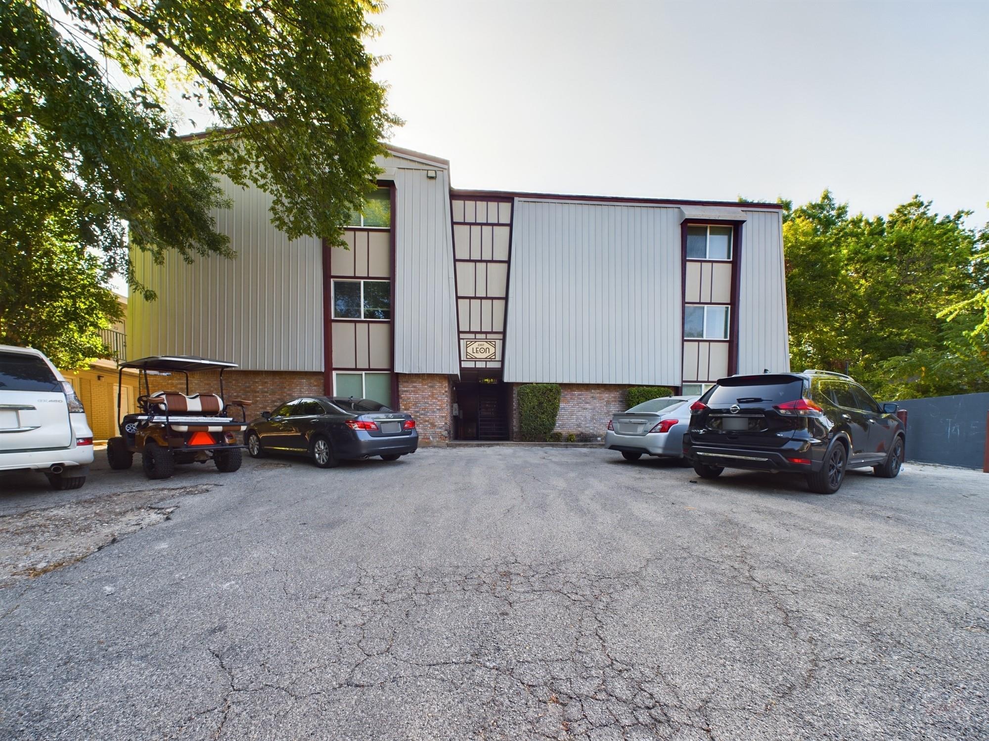 2207 Leon Street Austin TX 78705