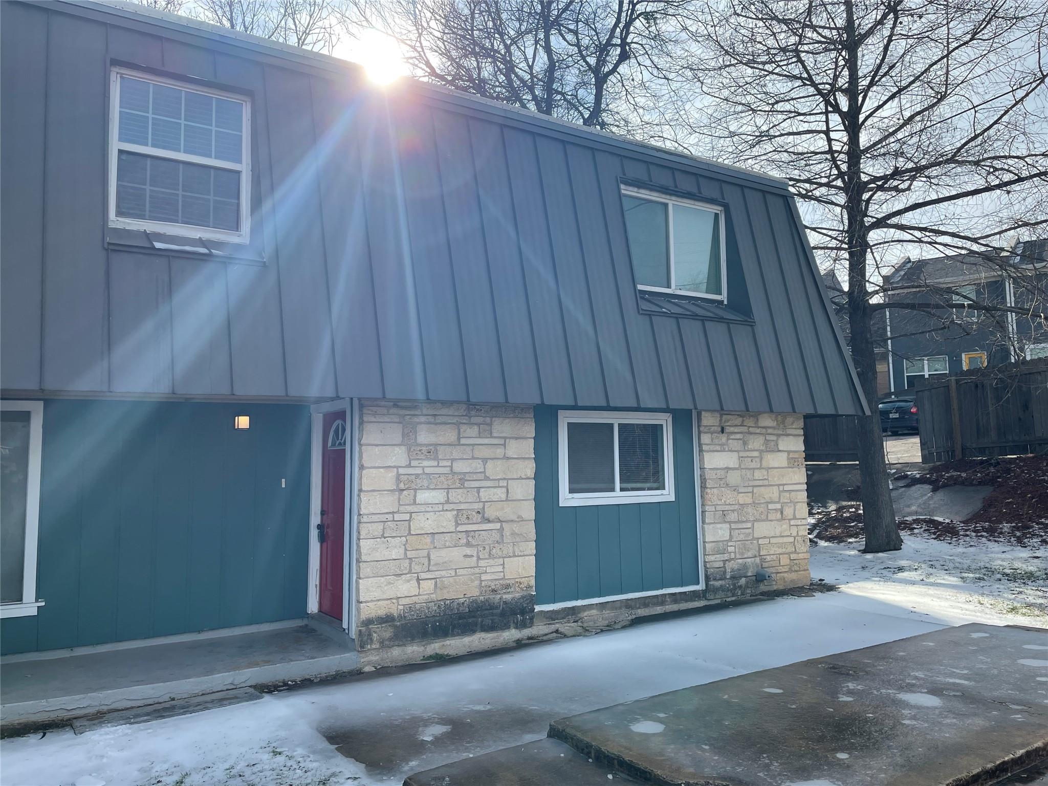 6253 Manor Road Austin TX 78723