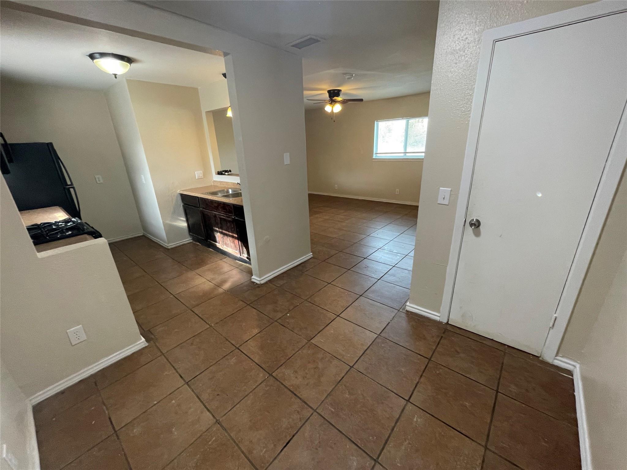 6253 Manor Road Austin TX 78723
