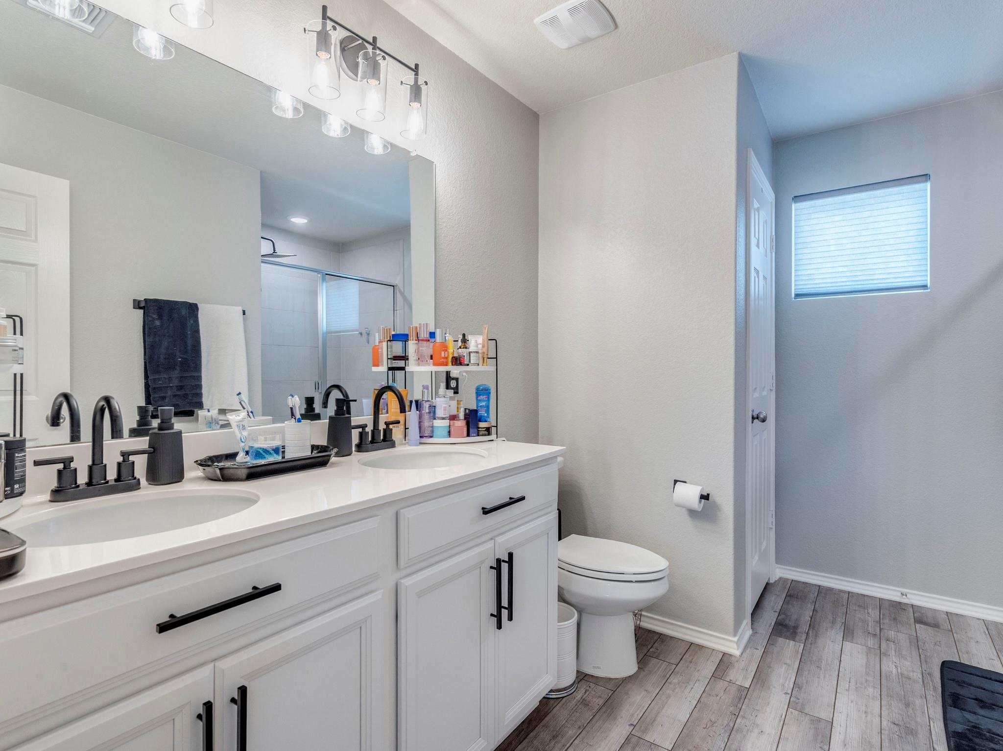 624 Pepperbark Loop Buda TX 78610