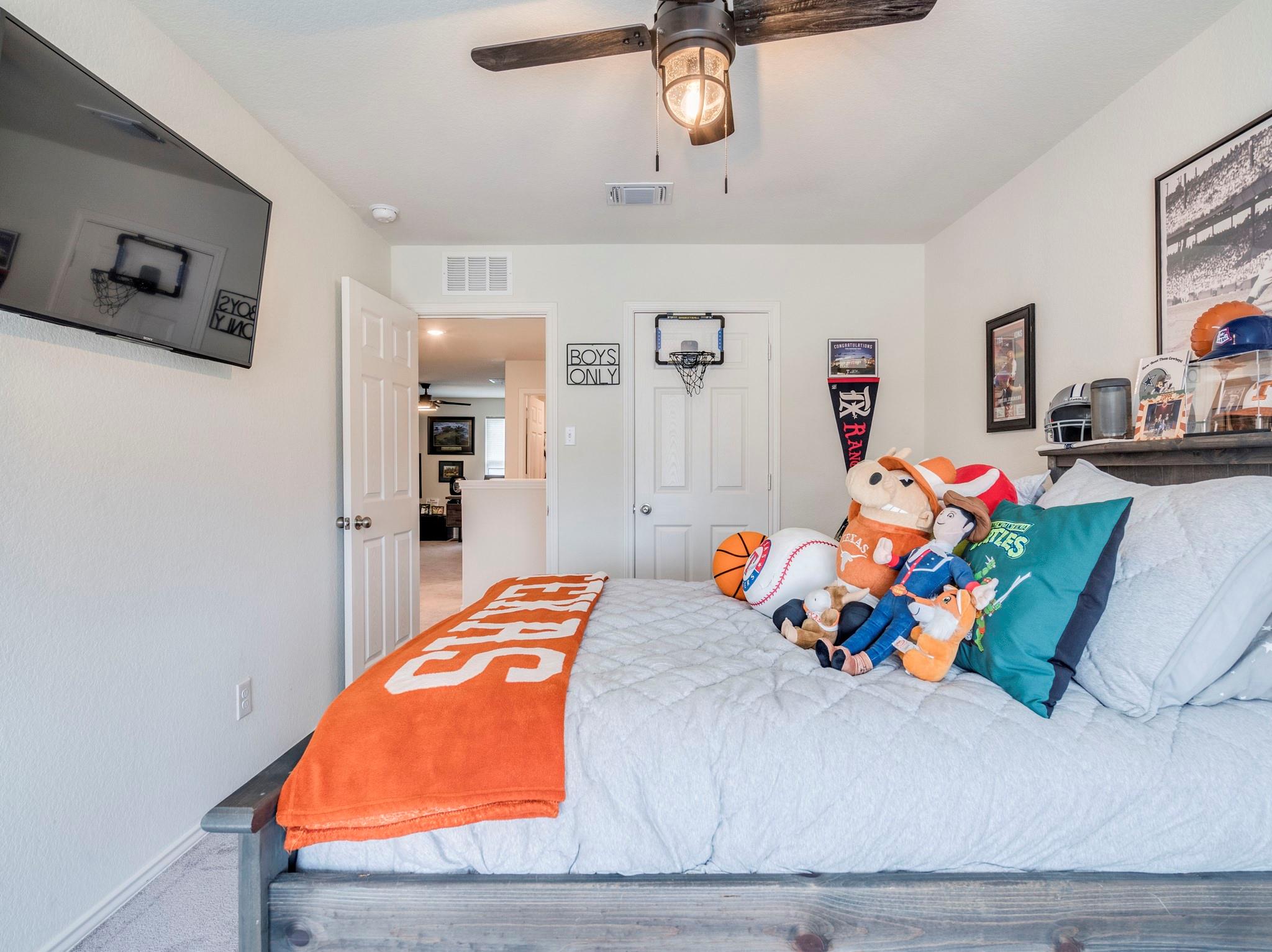 624 Pepperbark Loop Buda TX 78610