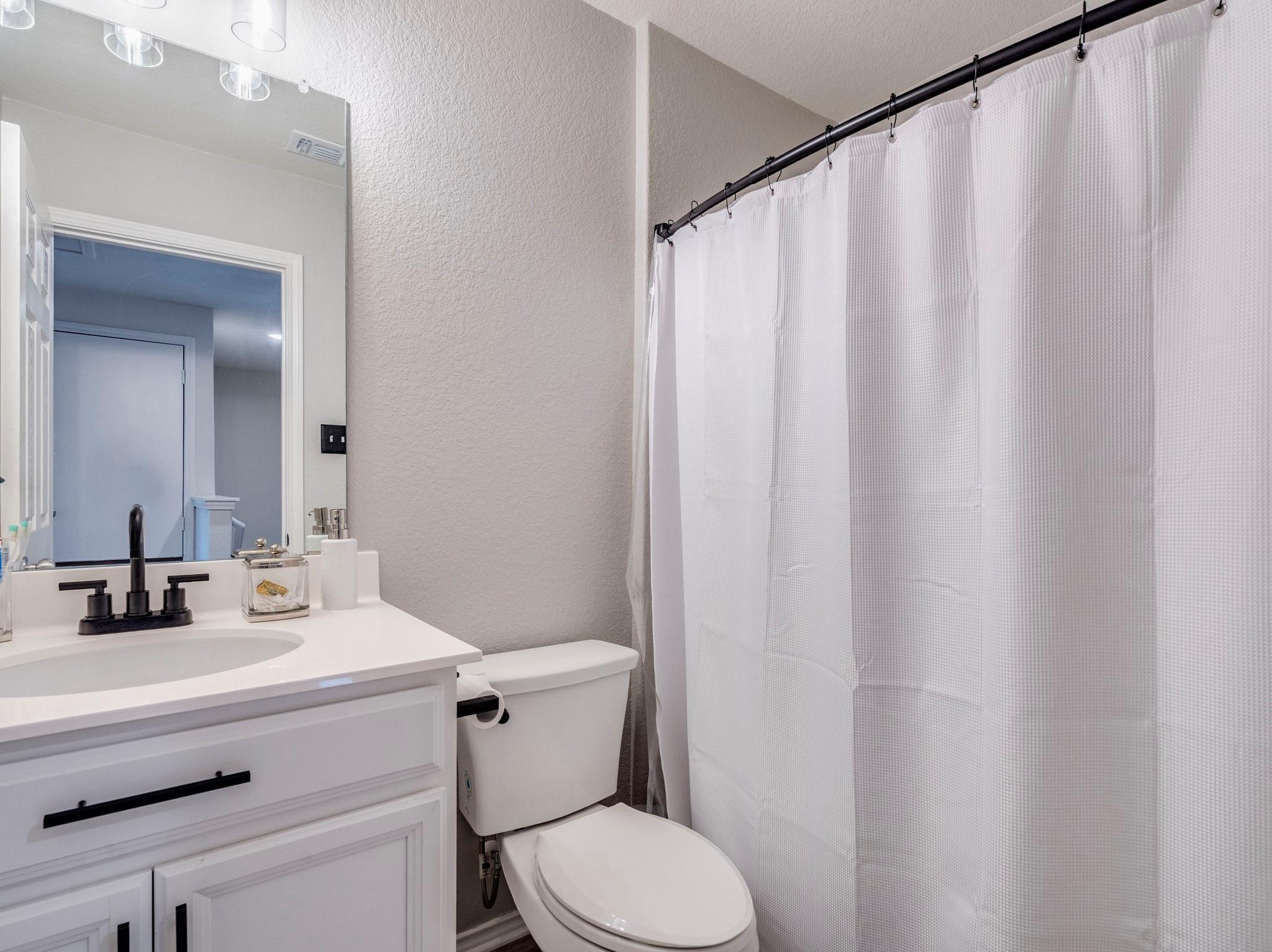 624 Pepperbark Loop Buda TX 78610