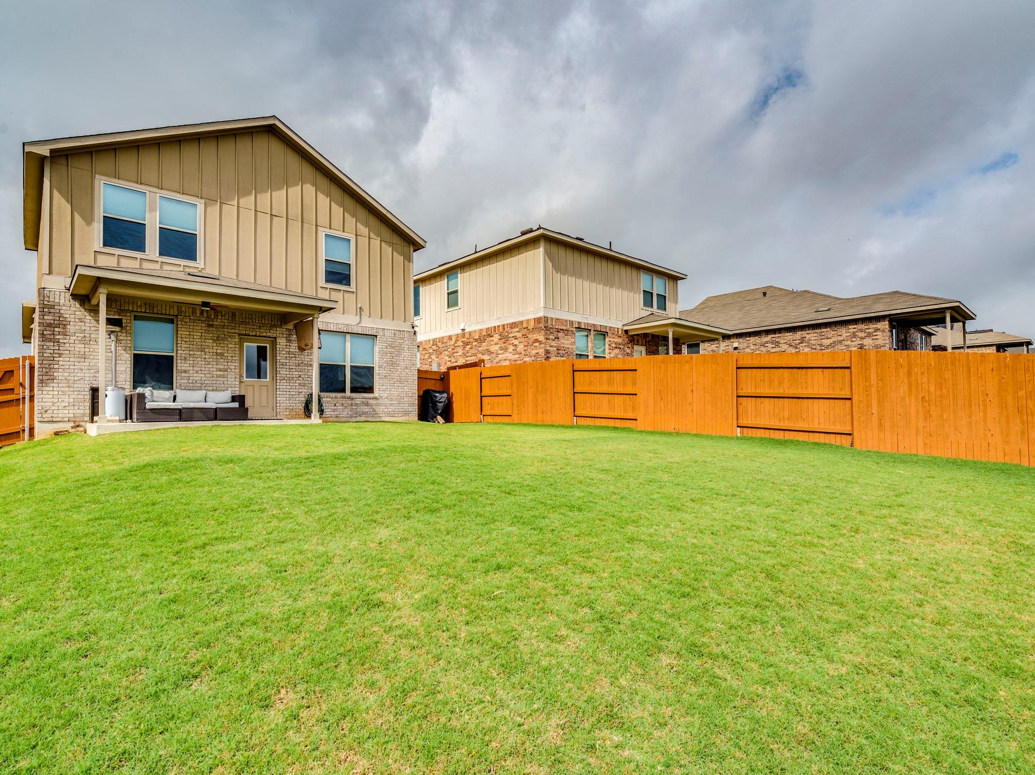 624 Pepperbark Loop Buda TX 78610