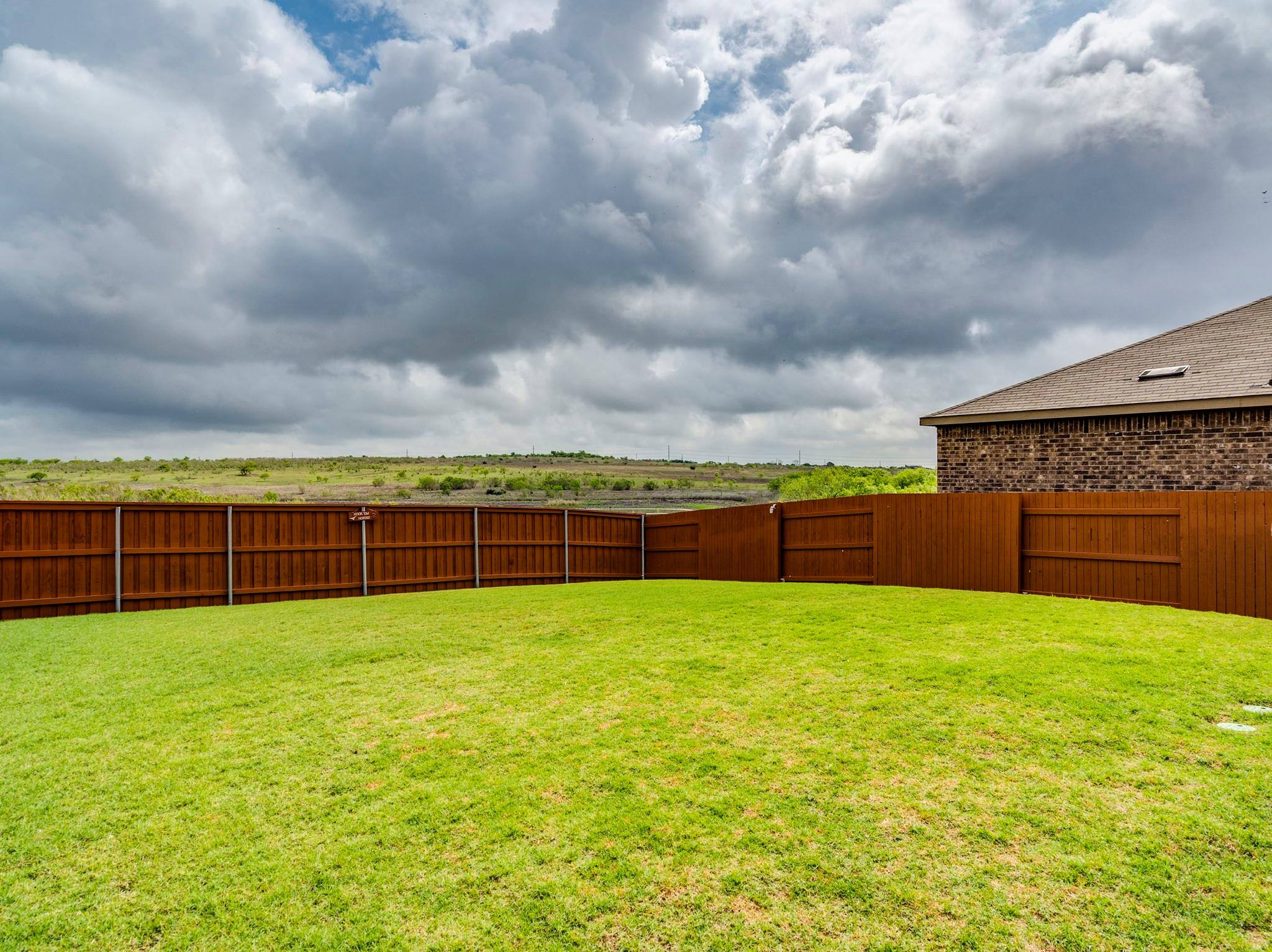 624 Pepperbark Loop Buda TX 78610