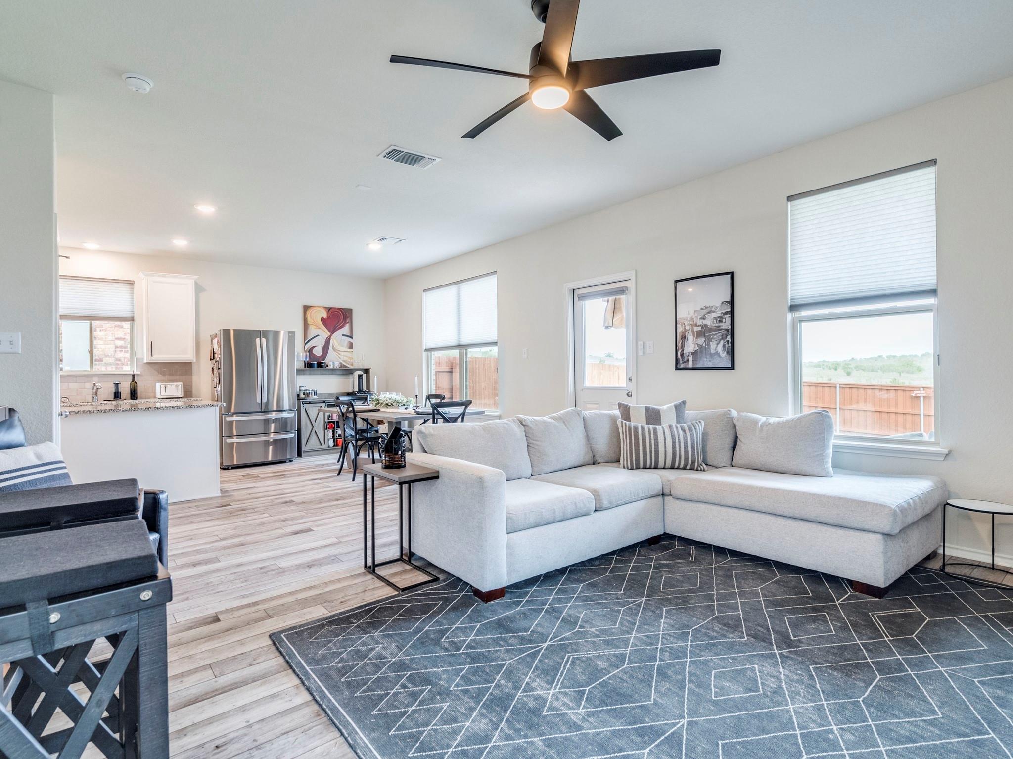 624 Pepperbark Loop Buda TX 78610