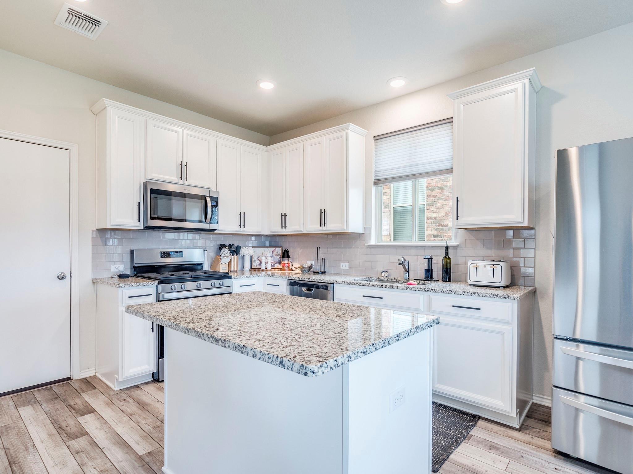 624 Pepperbark Loop Buda TX 78610