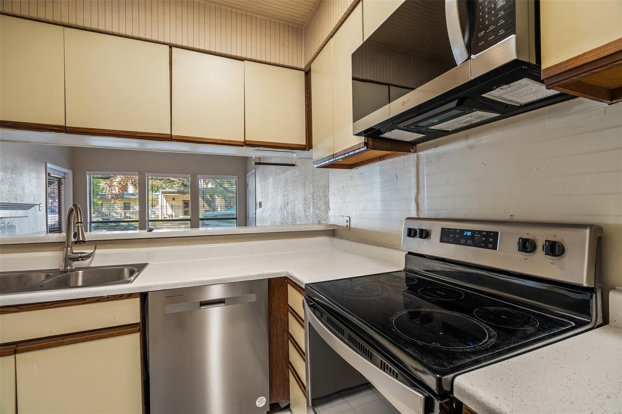 807 W 25th Street Austin TX 78705