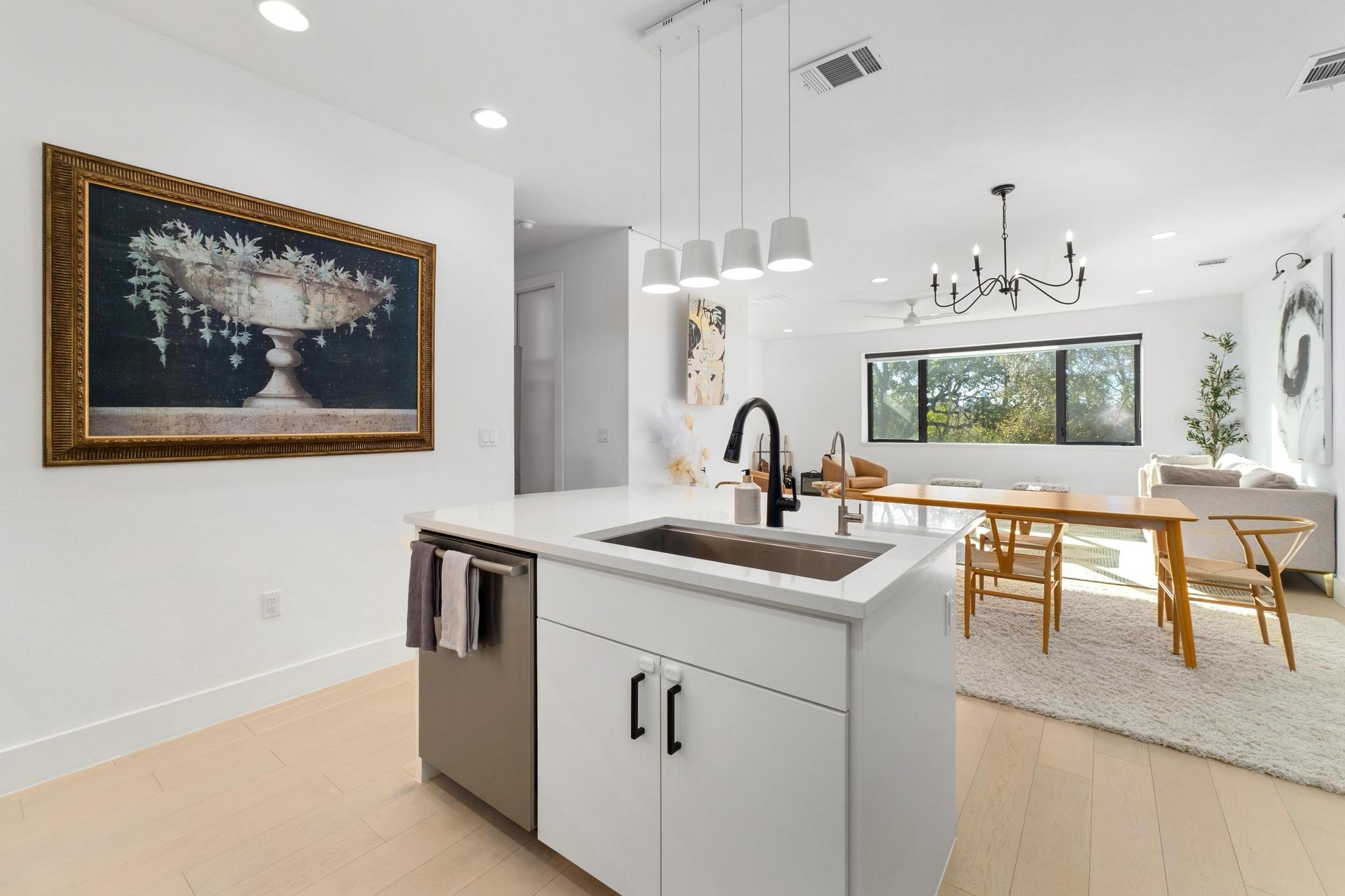 3406 E 17th Street Austin TX 78721
