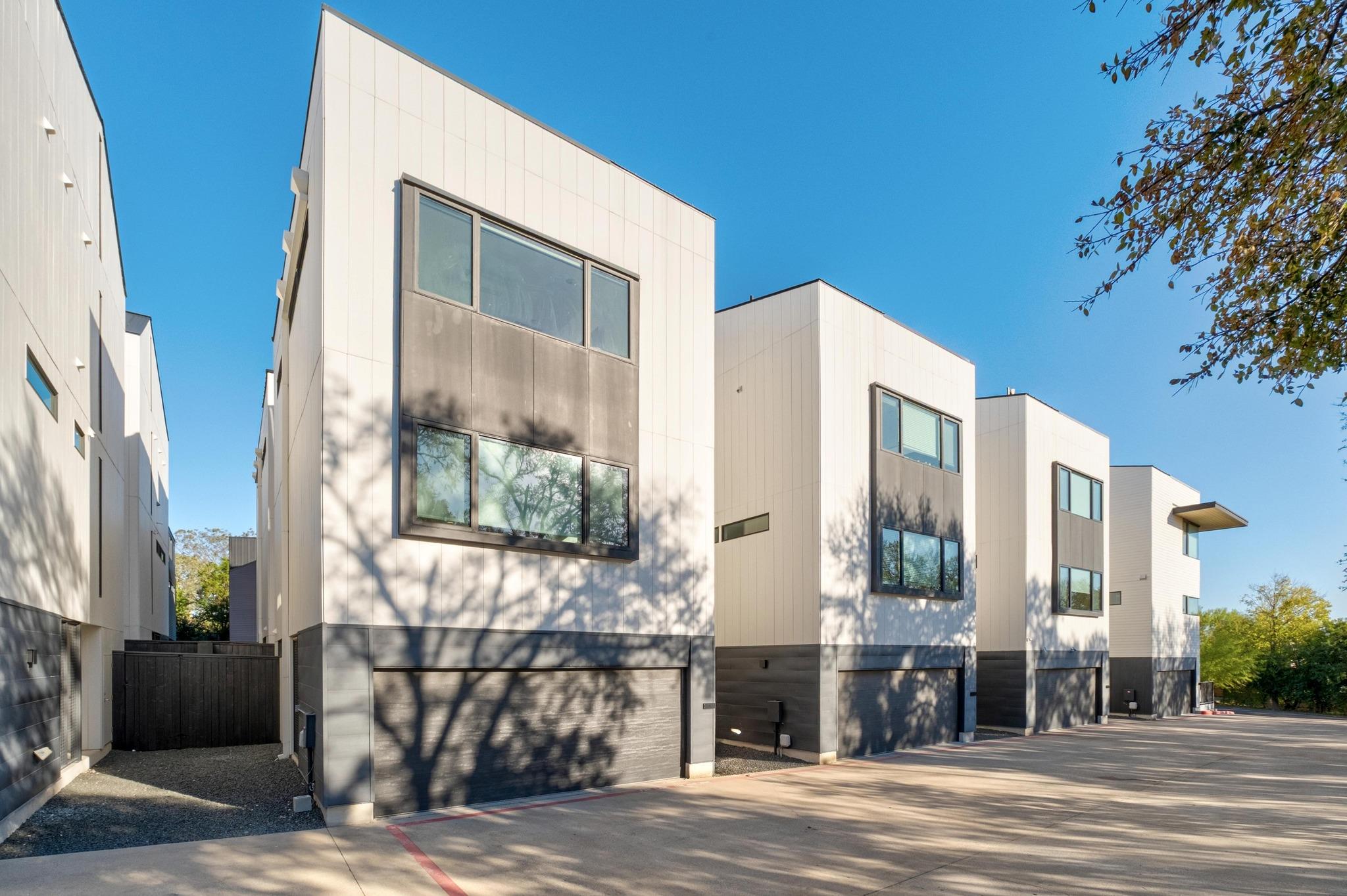 3406 E 17th Street Austin TX 78721