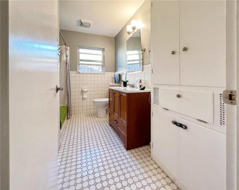 1807 Barbara Street Austin TX 78757