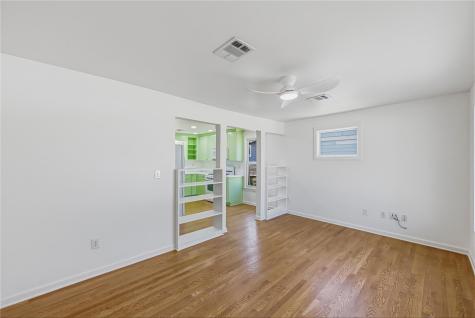 503 W Croslin Street Austin TX 78752