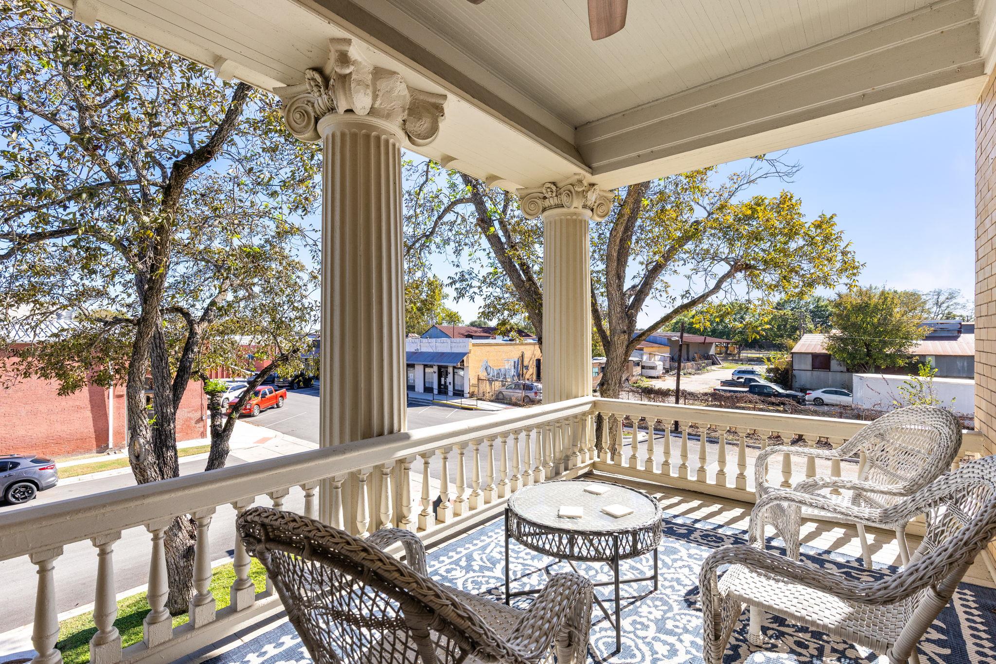 201 Ramona Street Smithville TX 78957